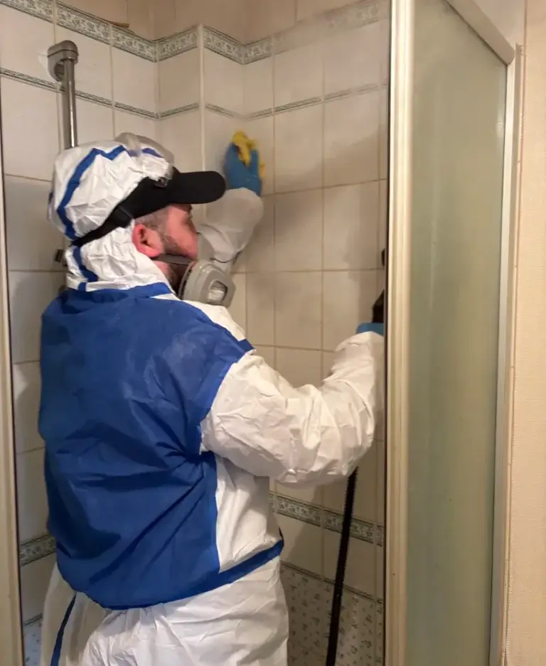 Technicien HYGIFORCE en intervention (6)