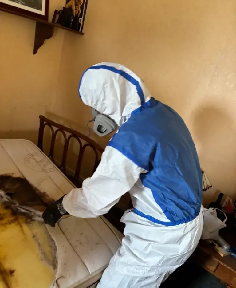 Technicien HYGIFORCE en intervention (5)