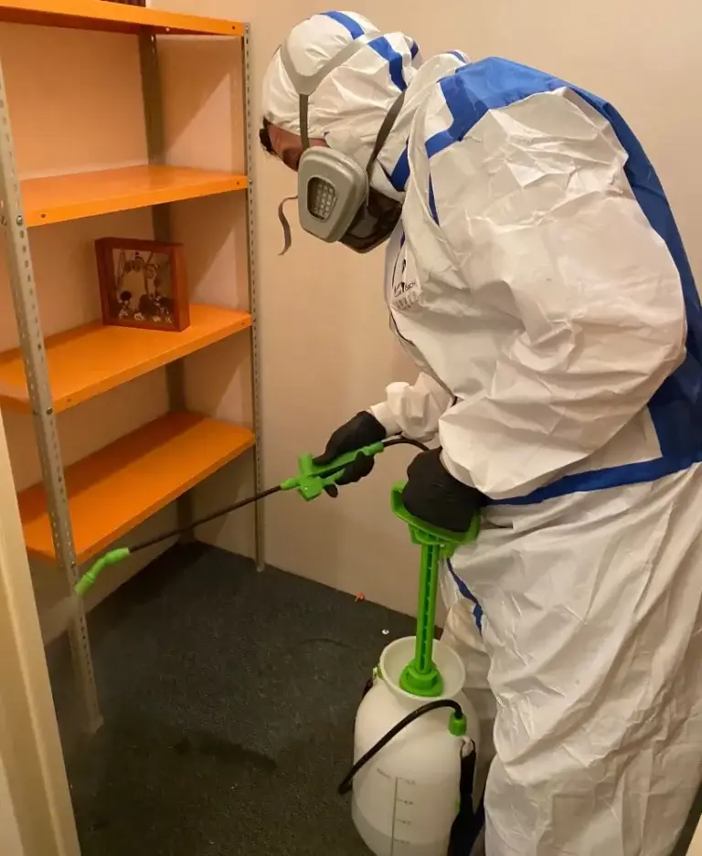 Technicien HYGIFORCE en intervention (2)